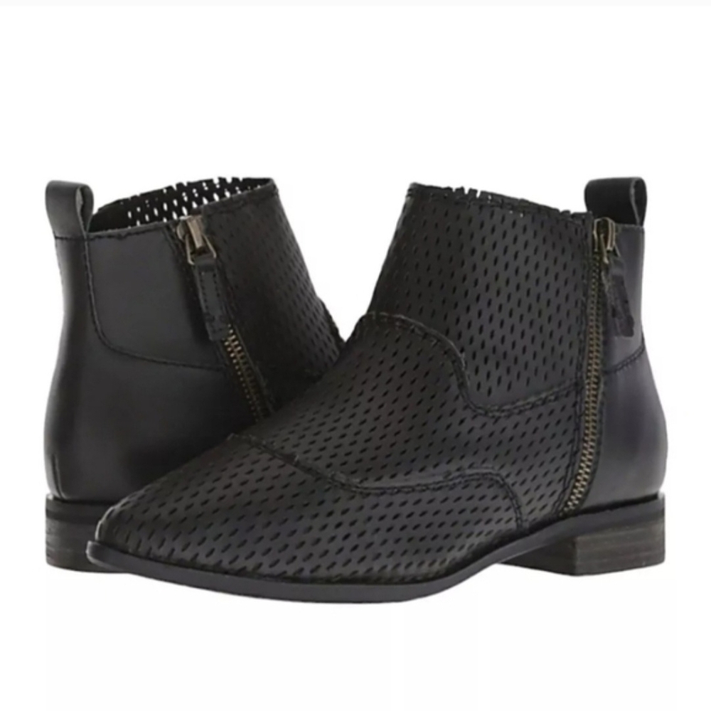KELSI DAGGER BROOKLYN  Alaska Womens Leather Perforated Booties 6.5